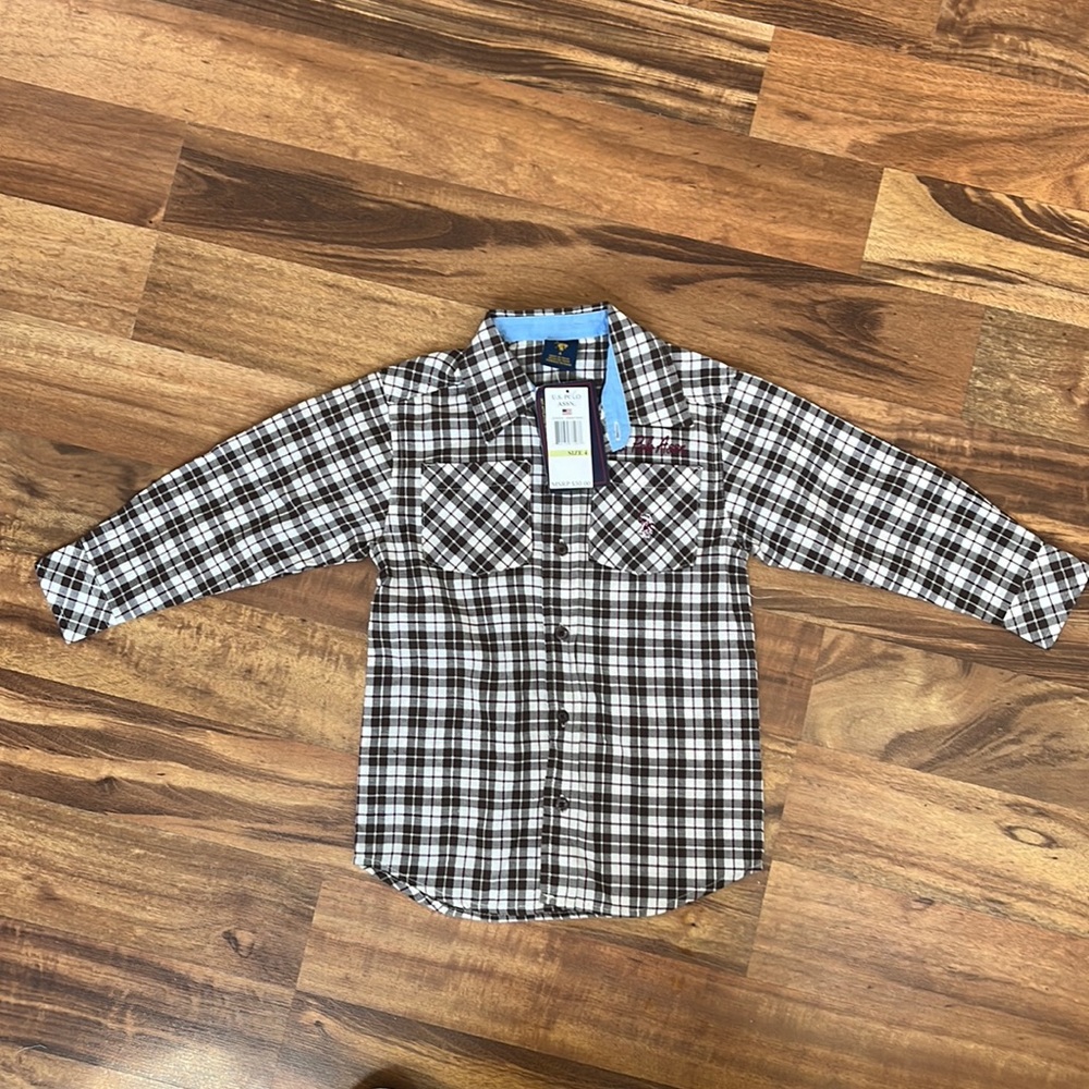 NWT boys button US polo long sleeve button shirt. Size 4.